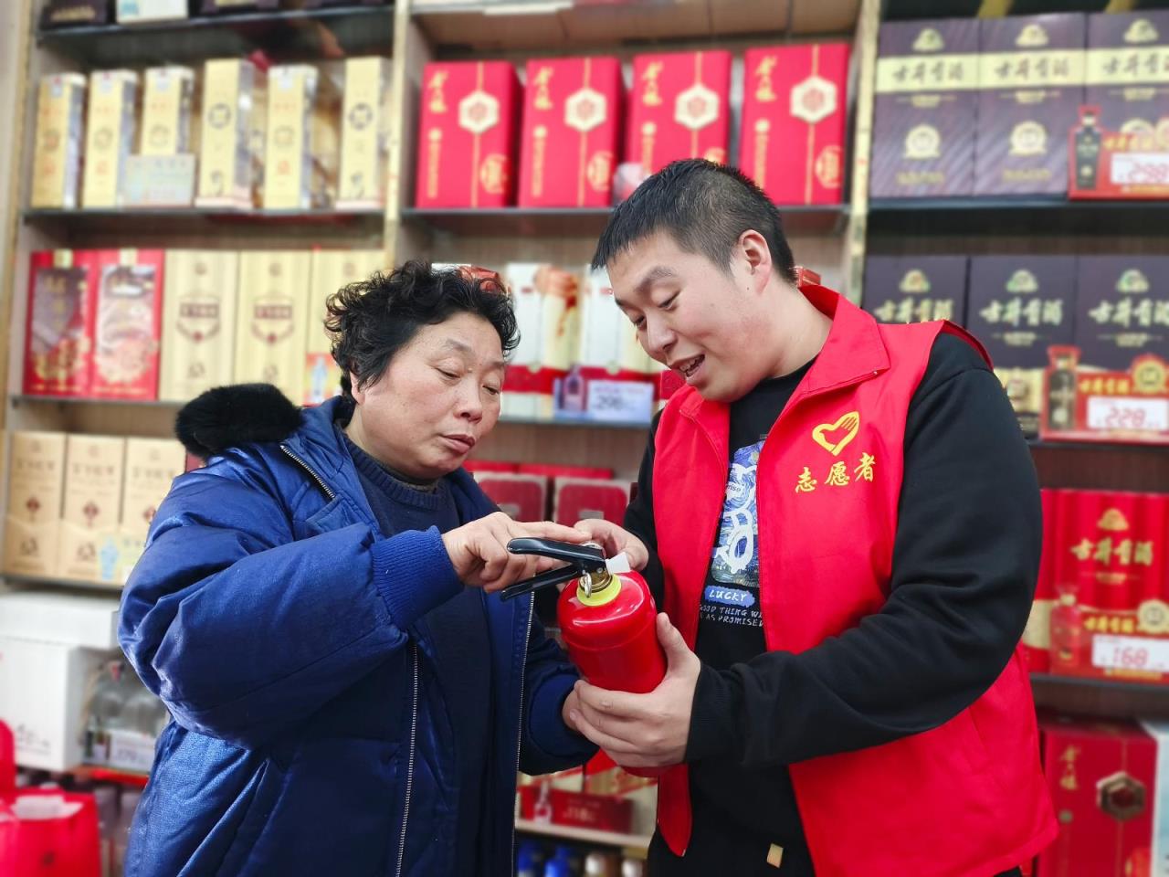 新消息！香烟厂家招募批发商“挥汗如雨”