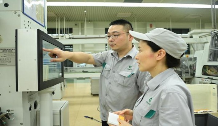 精选！黄鹤楼硬辛亥100金云霄烟批发真相