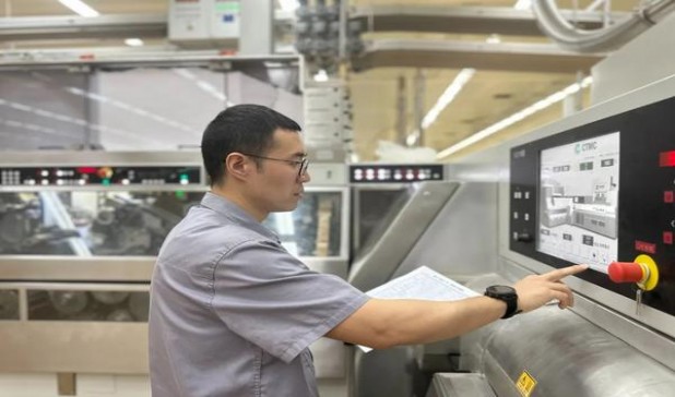 头条！非官方渠道货源是正品吗“呆若木鸡”