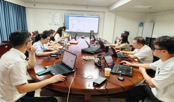 云烟(红钻中支)厂家价格，云烟(红钻中支)价格表图一览表