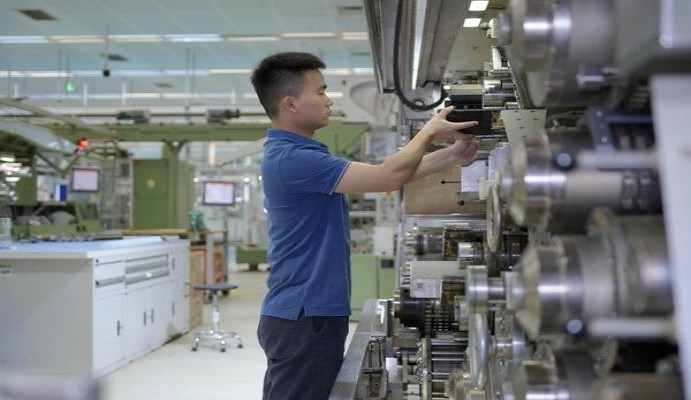 终于发现！香烟批发一手网“青天白日”