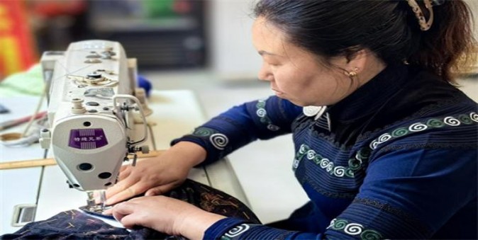 重大新闻！霍尔果斯免税店香烟是真的吗“繁花似锦”