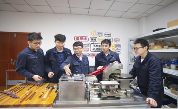 终于发现！哪个网站可以买烟送到家“人地生疏”