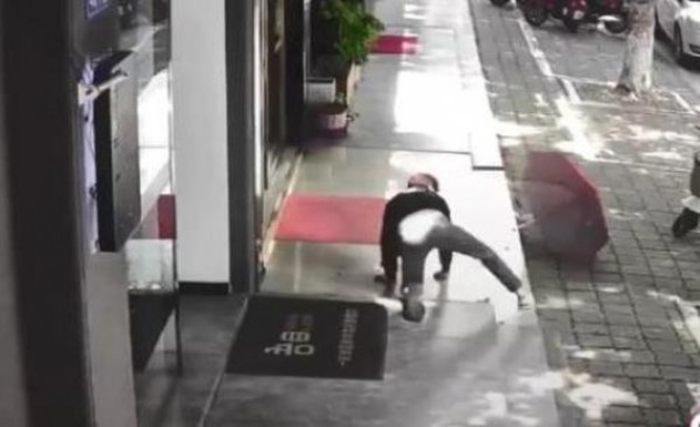 好彩旅行箱欧盟免税版什么价格？好彩旅行箱欧盟免税版多少钱一盒？
