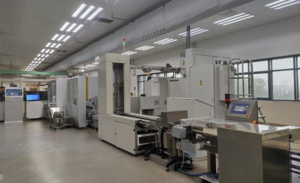 555金中免新春贺岁版价格表图一览表 555金中免新春贺岁版香烟价格表2024 