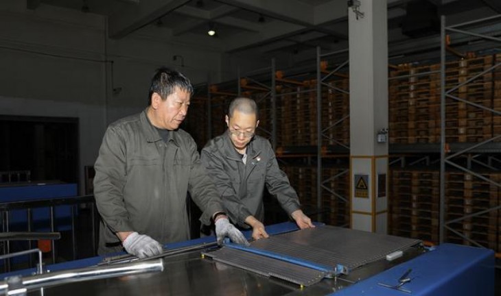 内幕！哪里有烟叶批发市场“挺身而出”