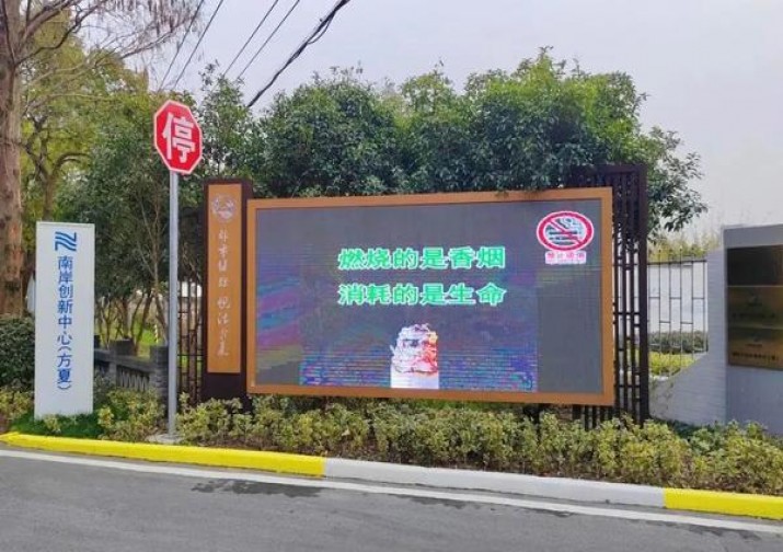 终于发现！丹东哪里能买到朝鲜香烟“藏头露尾”