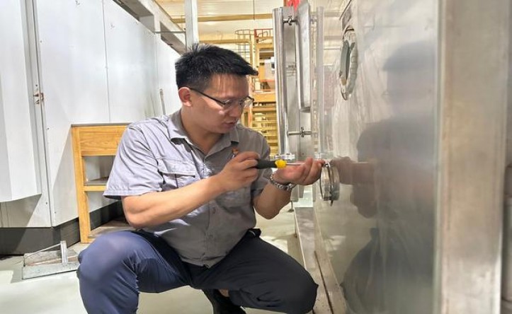 中华硬阿根廷版香烟价格表2024 中华硬阿根廷版多少钱一盒？