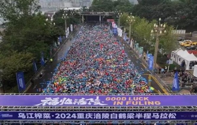 万宝路(白金中免)批发，万宝路(白金中免)多少钱一包？