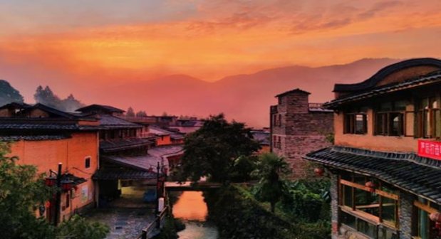 揭秘！金圣圣地中国红中支香烟一手货源价格及购买渠道解析