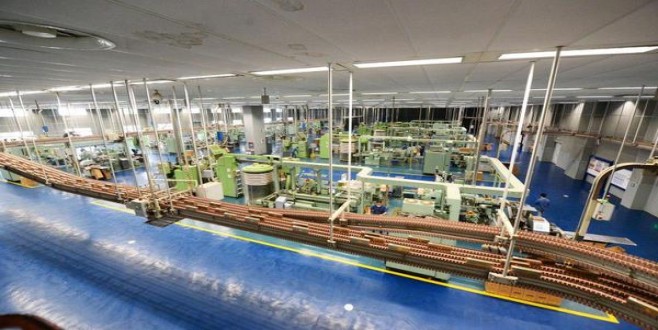 破天荒！外烟一手货源供应商微信代理“忐忑不安”