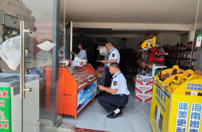 万宝路樱花爆珠港免版多少钱一盒？万宝路樱花爆珠港免版什么价格？