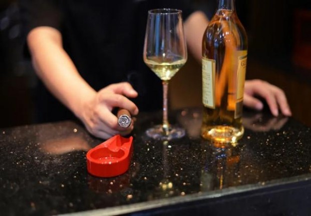 米兰(硬白中支)厂家渠道，米兰(硬白中支)价格查询