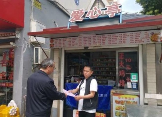 内幕！外烟代购网站“丰富多彩”