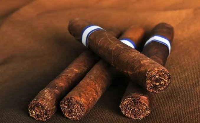 终于发现！香烟批发低价厂家一手“学而不倦”