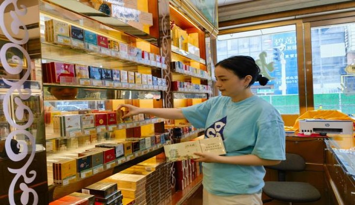 万宝路(硬红港免版)香烟正品价格表 万宝路(硬红港免版)香烟价格表2025 