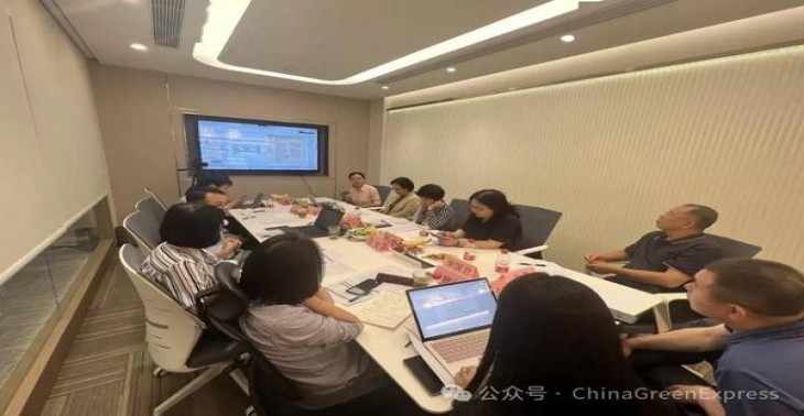 头条！非高仿烟微信货源“春暖花开”