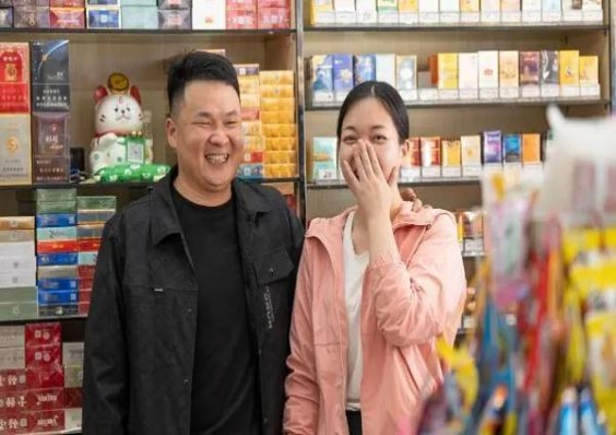 百乐(苹果味)总仓批发，百乐(苹果味)多少钱一盒2024？