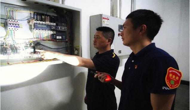 555(金台湾免税)图片及价格查询555(金台湾免税)多少钱一盒？