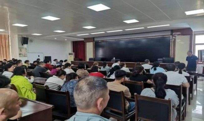 爱喜(拉脱维亚版 超细蓝)多少钱一盒2025？爱喜(拉脱维亚版 超细蓝)批发价格是多少？