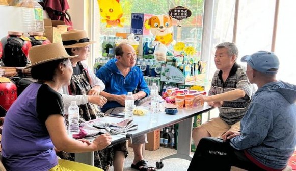 登喜路(蓝 7mg香港免税版)多少钱一包？登喜路(蓝 7mg香港免税版)什么价格？