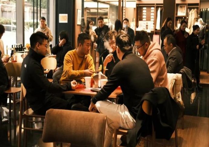 探索！黄鹤楼为了谁·精彩香烟一手货源价格及购买渠道解析