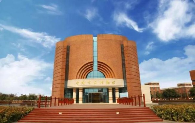 破天荒！在什么地方可以买到正品烟“同甘共苦”