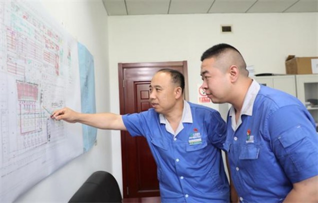 骆驼(草莓奶油瑞士版)厂家直销，骆驼(草莓奶油瑞士版)价格表一览