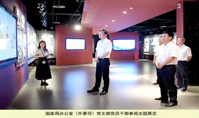 登喜路白中免多少钱一包？登喜路白中免价格查询 