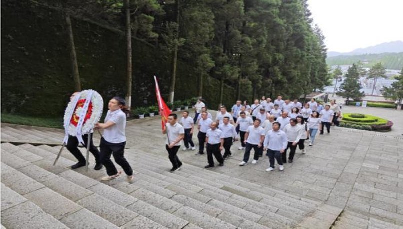 卡比龙(总裁俄罗斯精装版)一手货源，卡比龙(总裁俄罗斯精装版)多少钱一包？