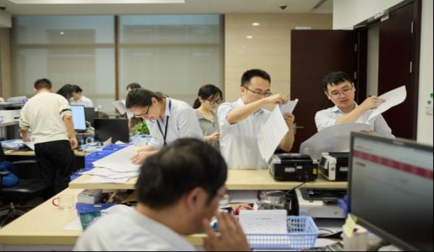 万宝路软红丹麦完税版批发价格是多少？万宝路软红丹麦完税版价钱批发 