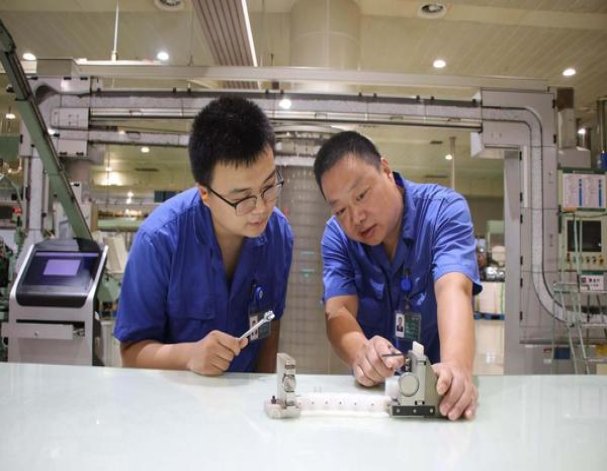 惊现！免税烟网址“化险为夷”