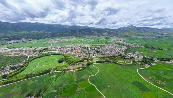 万宝路(硬白金乌克兰版)厂家渠道，万宝路(硬白金乌克兰版)多少钱一包？