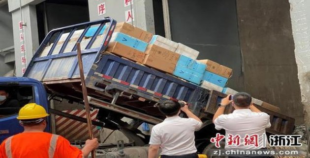 深入解析！黄金叶盛世金典香烟的市场现状