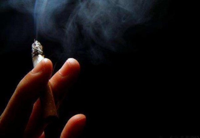 独家报道！微信香烟一手批发“如鱼得水”