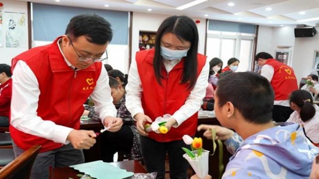 揭秘！红金龙软红九州腾龙香烟货源地址一览