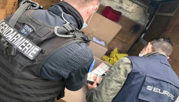 深度解析！金圣硬烟民真实体验,一手货源深度剖析