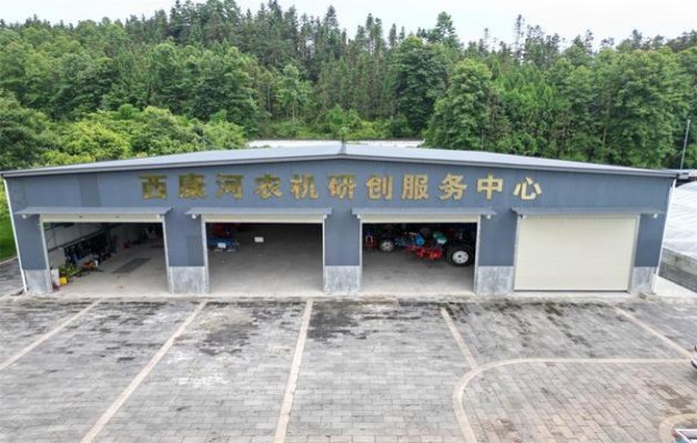 惊现！最新顶级云霄香烟批发“扶老携幼”