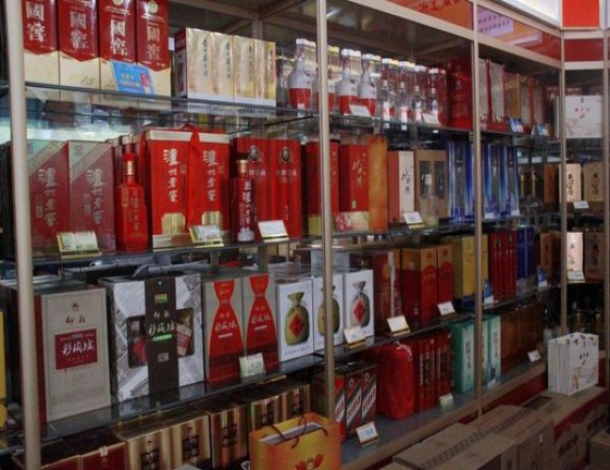 红金龙(硬晓楼金)图片及价格查询红金龙(硬晓楼金)香烟正品价格表 