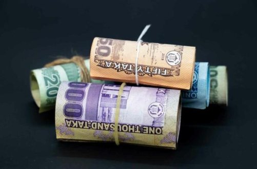 来袭！买烟免费配送“惊慌失措”