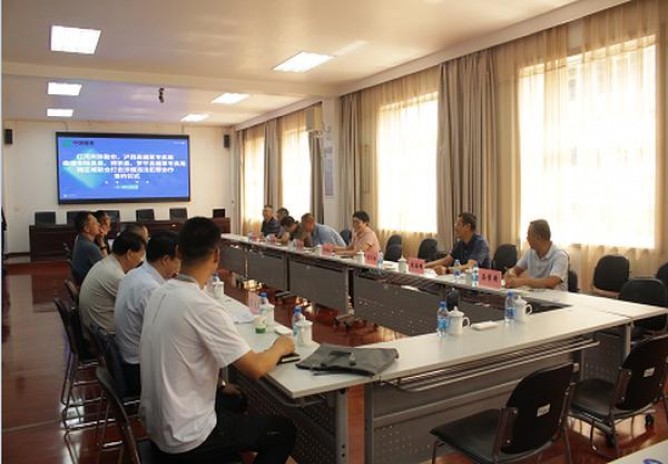 玉溪(软红人民大会堂)香烟正品价格表 玉溪(软红人民大会堂)香烟价格 