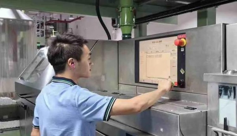 最新头条！正规香烟批发品质厂家“老当益壮”