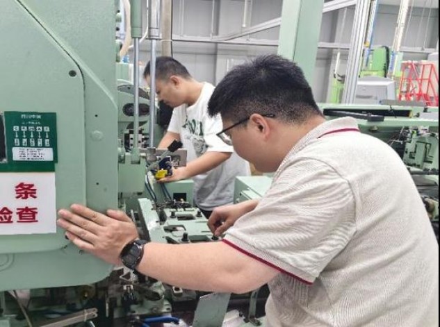 钻石荷花经典中支价格查询 钻石荷花经典中支多少钱一盒2024？