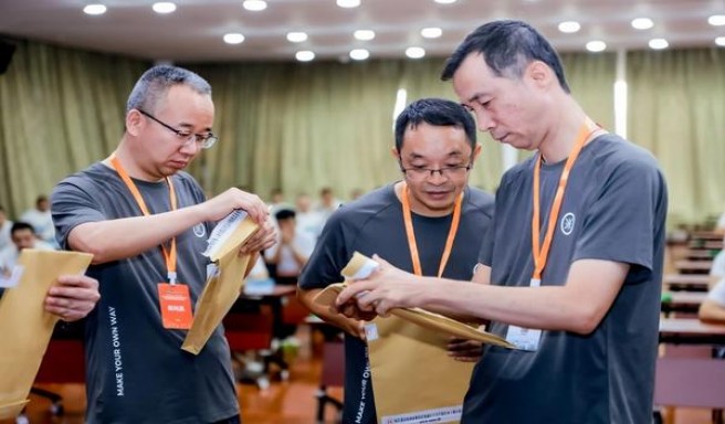 破天荒！香烟批发厂家当天物流扣货包补“金玉满堂”