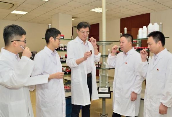 重点通报！精仿香烟跟正品有什么区别“奇花异果”