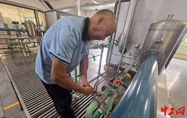 芙蓉王荣耀细支价格表和图片芙蓉王荣耀细支价钱批发 