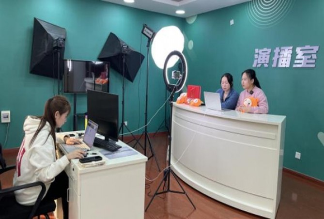 登喜路(黑3mg欧盟免税版)香烟价格 登喜路(黑3mg欧盟免税版)香烟价格 