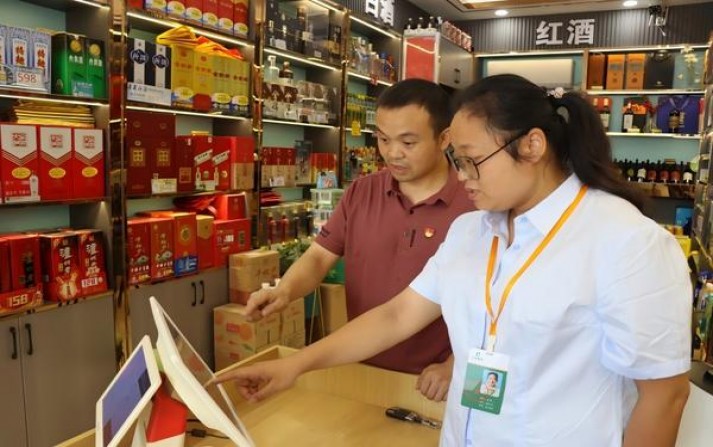 万宝路(橘子双爆珠马来西亚版)多少钱一包2025？万宝路(橘子双爆珠马来西亚版)多少钱一包2025？