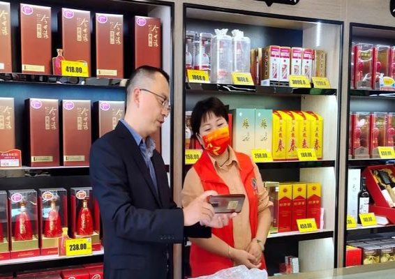LM(软红阿根廷完税版)价钱批发 LM(软红阿根廷完税版)香烟正品价格表 