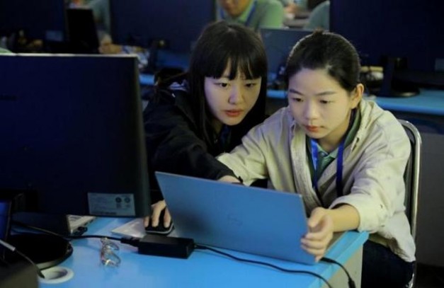 云烟(印象中支)多少钱一盒2025？云烟(印象中支)价格表一览 